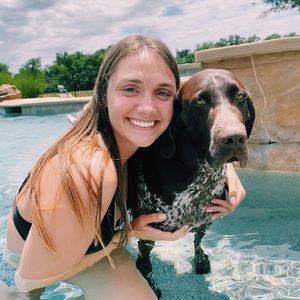 Meet your Posher, Camryn